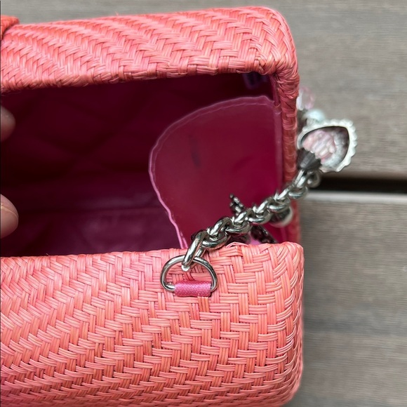Vintage Donna Dixson Coral Woven Mini Handbag with Charm Handle - Picture 9 of 16
